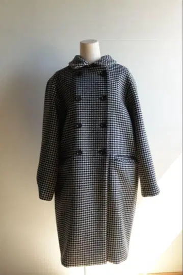 이타노 토모미 브랜드(Rosy luce) 코트