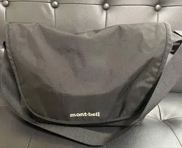 몽벨 벨니나 플랩 숄더 백 블랙