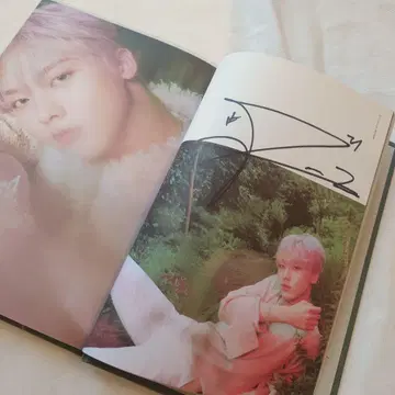 ASTRO 아스트로 윤사나 YOONSANHA 직필 사인