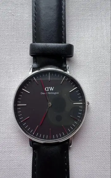 Daniel Wellington 클래식 블랙 시계