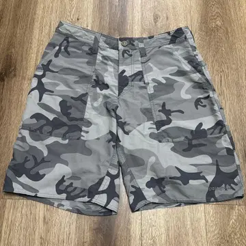 patagonia 카모 패턴 숏팬츠 사이즈 31