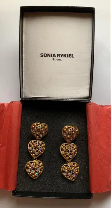 소니아 리키엘 빈티지 하트 모양 귀찌