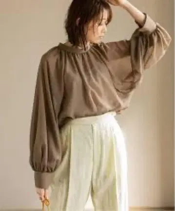 노블 양류 쉬폰 튜닉 볼륨 블라우스