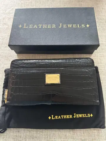미사용 새상품 Leather Jewels 블랙 장지갑 02P98B