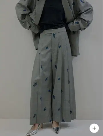 Ameri CHECK FLOWER PLEATS PANTS