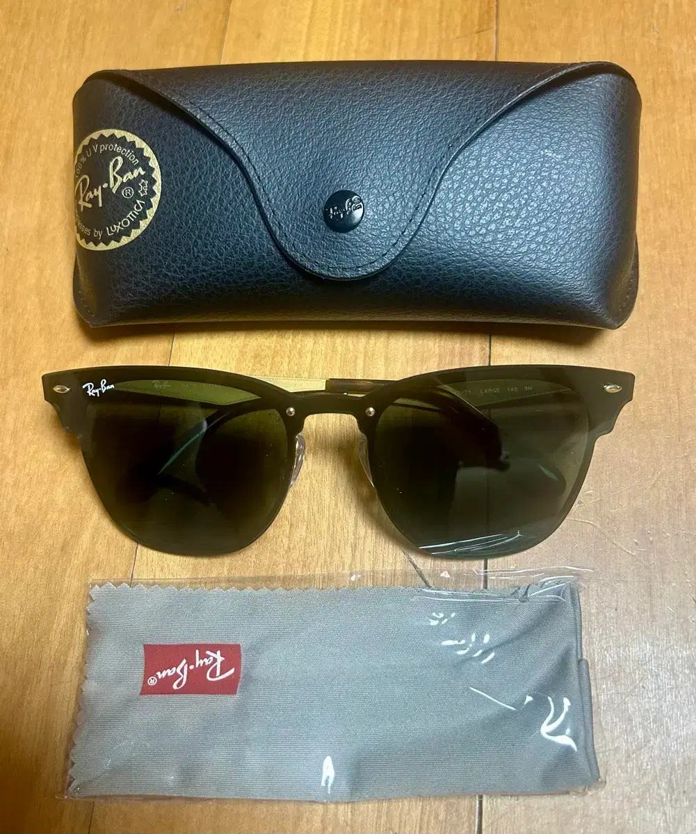 RAYBAN Rayban Sunglasses Case #레이밴,#레이벤,#선글라스,#남자선글라스 on Bunjang Global  Site., image size:1001x1200