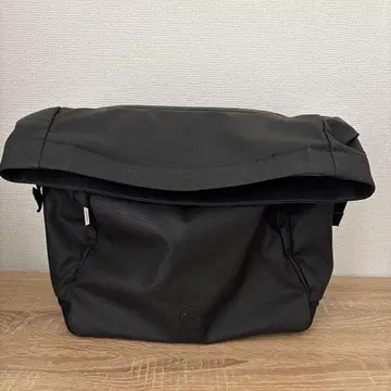 마무트 메신저 백