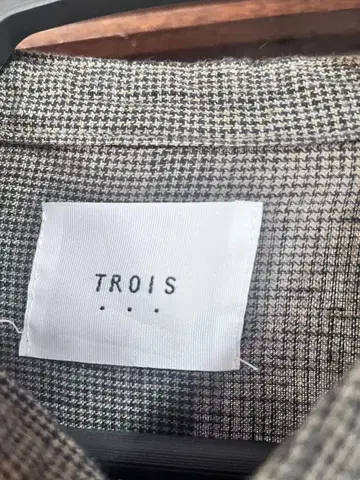 TROIS 긴팔 셔츠