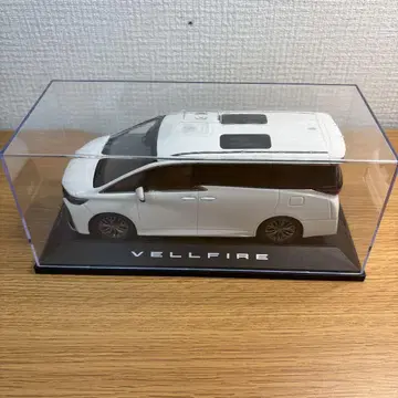 도요타 VELLFIRE 화이트 미니카 1/30