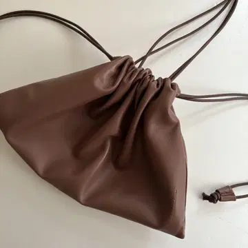 PLAGE les tendre leather clutch 백 브라운