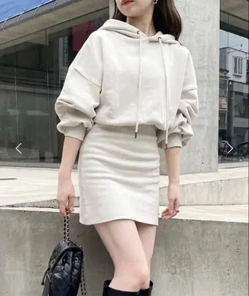 Chico 후드 맨투맨 리브 미니 원피스
