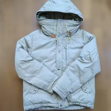 THE NORTH FACE 퍼플 라벨 마운틴 숏 다운