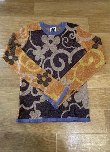 YANYAN KNIT 라메 니트탑