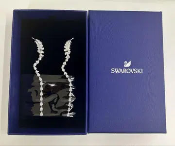미사용품 스와로브스키 귀걸이 크리스탈 5493406