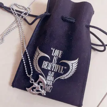 GLAY LOVE IS BEAUTIFUL 목걸이 투어 굿즈