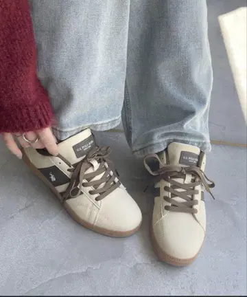 U.S. POLO ASSN 라인 디자인 캐주얼 로우컷 스니커즈