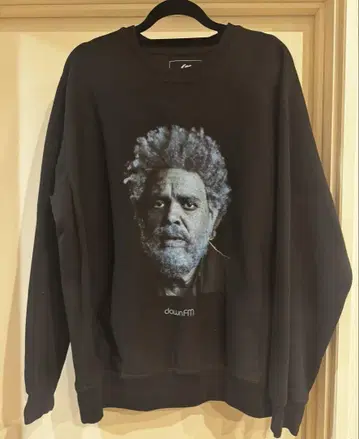 The Weeknd Dawn FM 맨투맨 위켄드