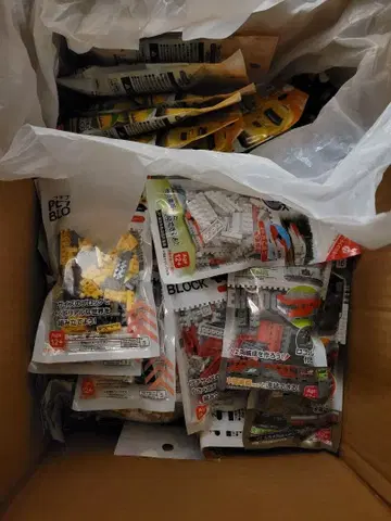 DAISO 푸치 블록 74개 + Seria 키즈 블록 8개