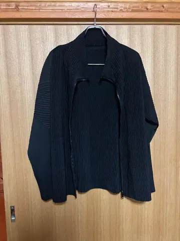 옴므 플리세 이세이 미야케 지퍼 후드티 4 블랙