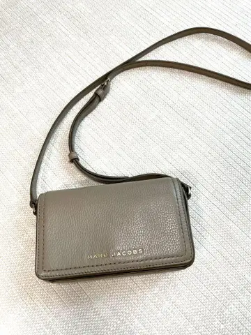 [ MARC JACOBS ] 스마트폰 숄더백