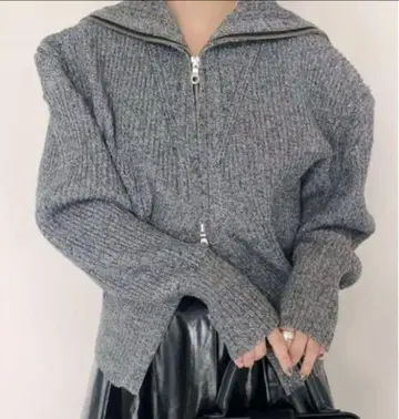 AKIKOAOKI 스웨터 지퍼 하이넥 그레이