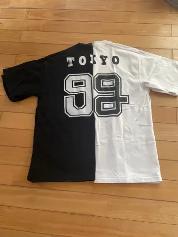 TOKYO 9g 로고T셔츠 블랙 화이트 2장 세트