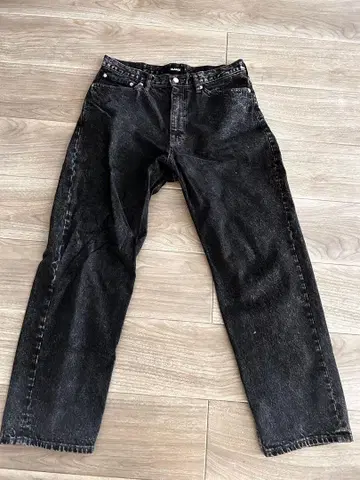 XLARGE 블랙 데님 청바지