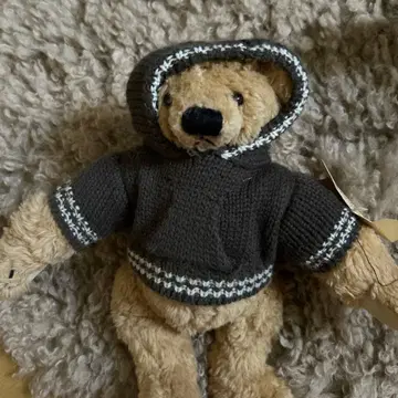 1998 Teddy Bear Regal Shoes