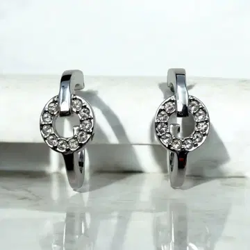 새상품급 SWAROVSKI 귀걸이 서클 큐빅 실버