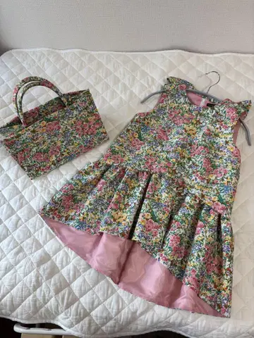 트루 바이 마리코 오이카와 2024 Spring matine와 bag