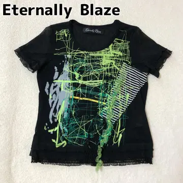 Eternally Blaze 메쉬 프린트 티셔츠 프릴 패치워크