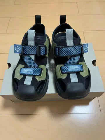 카오스 피싱 클럽 x 컨버스 콜라보 샌들 캠핑 서플라이