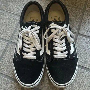 Vans 울트라레인지 블랙/화이트 스니커즈