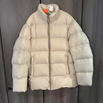 유니클로 다운 파우더 소프트 다운 자켓