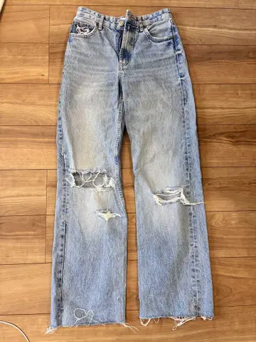 ZARA 데미지 가공 라이트 블루 데님