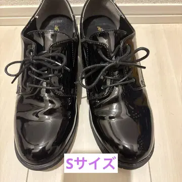 로퍼 블랙 레이스업 슈즈 S
