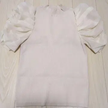 아푸와이저 리셰 볼륨 소매 니트