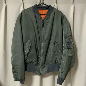 80s 90s ALPHA INDUSTRIES MA1 USA XL