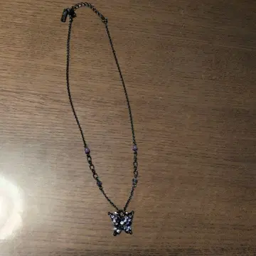안나수이 목걸이 블랙 보라색