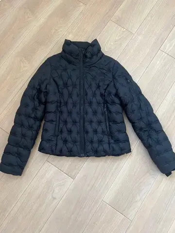 THE NORTH FACE 블랙 다운 자켓