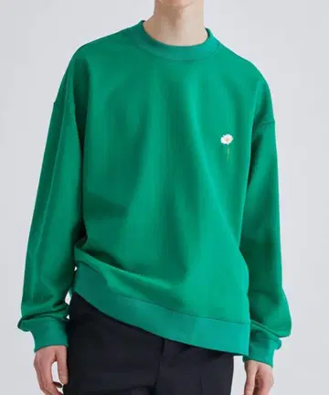 LiNoH FLOWER EMBROIDERY SWEAT