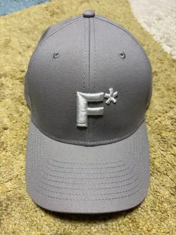 F.A.T. 그레이 F* 자수 캡