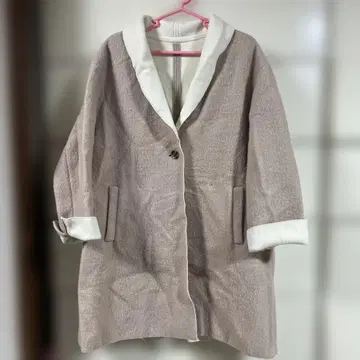 더스티 핑크 코트