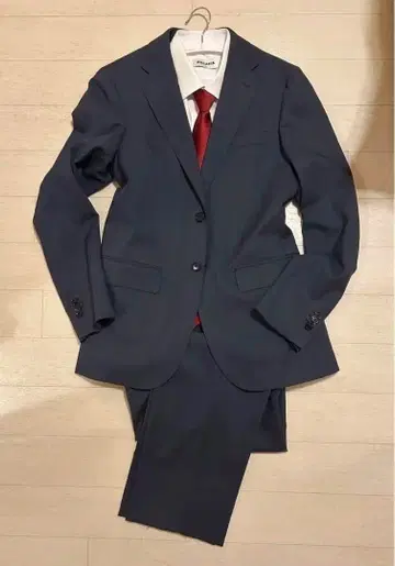 유나이티드 애로우즈 수트