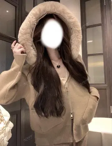 택없는 새상품 복슬복슬 퍼 포켓 부착 니트 후드티 베이지