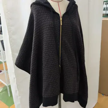 3558 마이클 코어스 후드 부착 판초