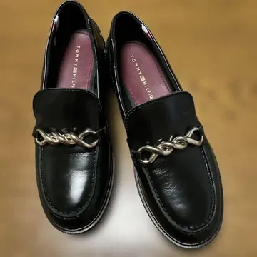 타미힐피거 체인 로퍼 24cm
