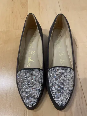 브리짓 버킨 Bridget Birkin 플랫슈즈