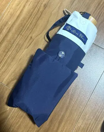 미사용 새상품 아시야 로사 블랑 100% 차광 양산 3단 접이식