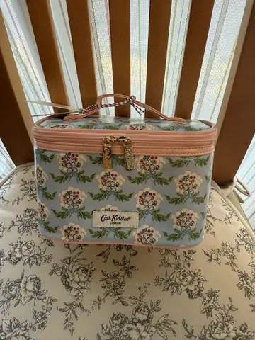 Cath Kidston 이시이 미호 콜라보 멀티 케이스 S
